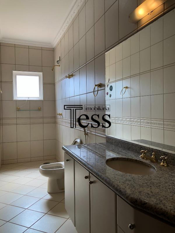 Casa de Condomínio com 4 quartos à venda, 446m² — foto 18 de 29