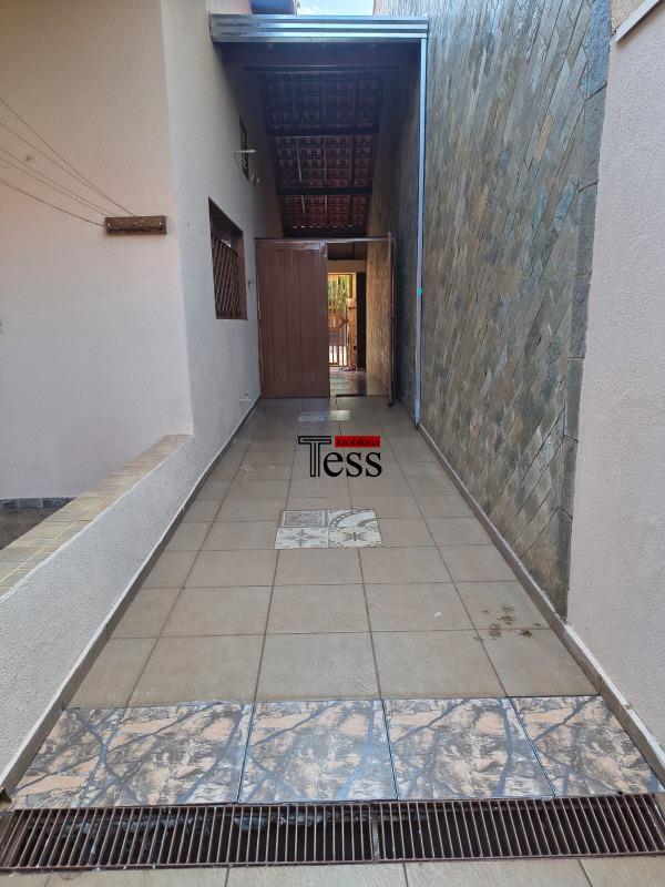 Casa com 3 quartos para aluguel, 200m² — foto 19 de 20