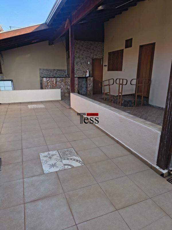 Casa com 3 quartos para aluguel, 200m² — foto 20 de 20