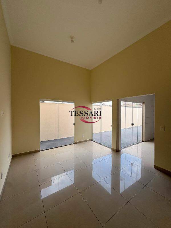 Casa de Condomínio com 3 quartos para aluguel, 117m² — foto 4 de 30