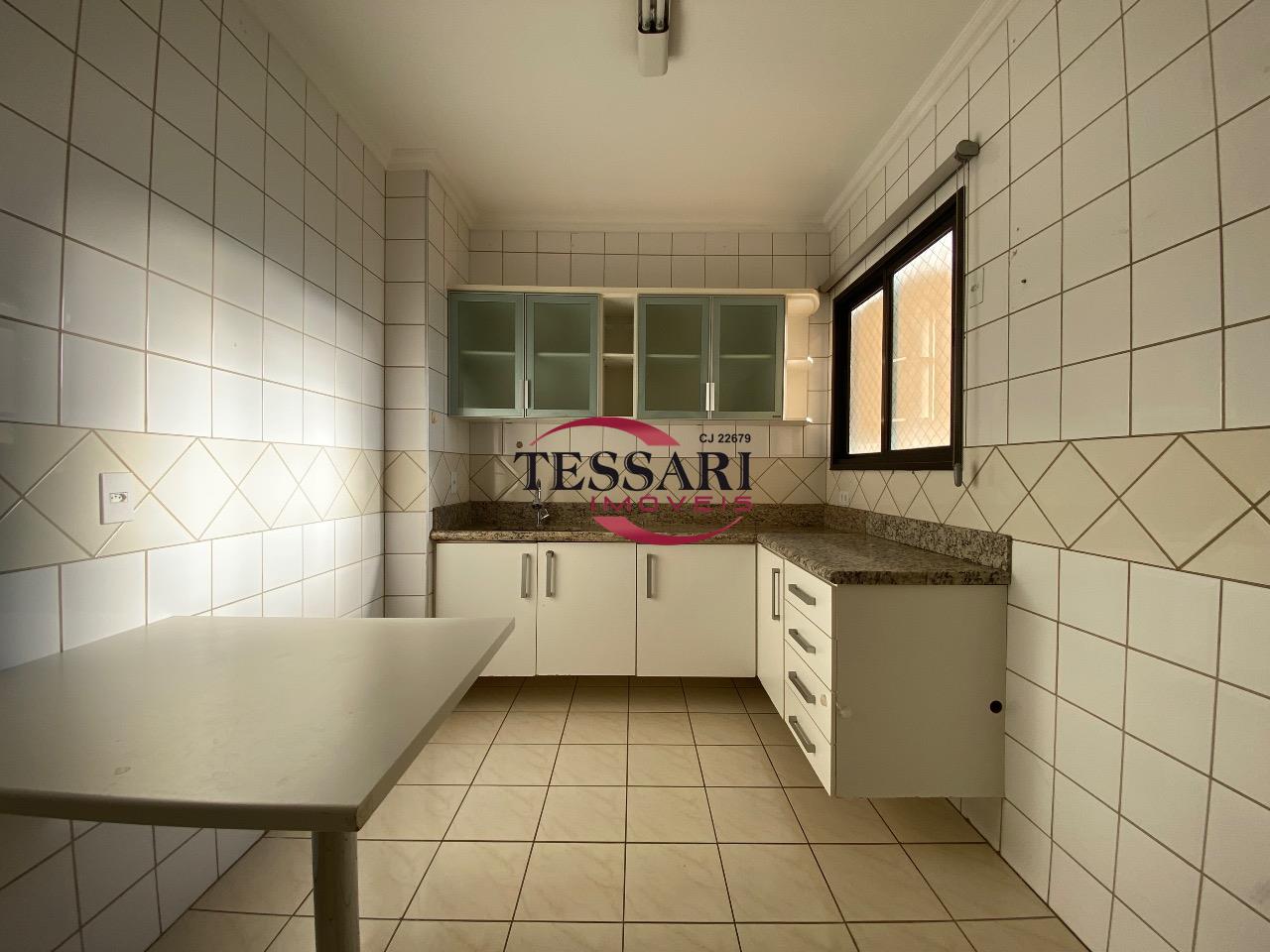 Apartamento com 3 quartos para aluguel, 100m² — foto 7 de 22