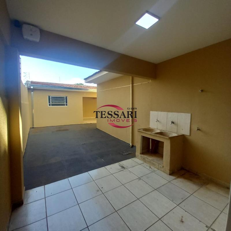 Casa com 4 quartos para aluguel, 120m² — foto 18 de 19