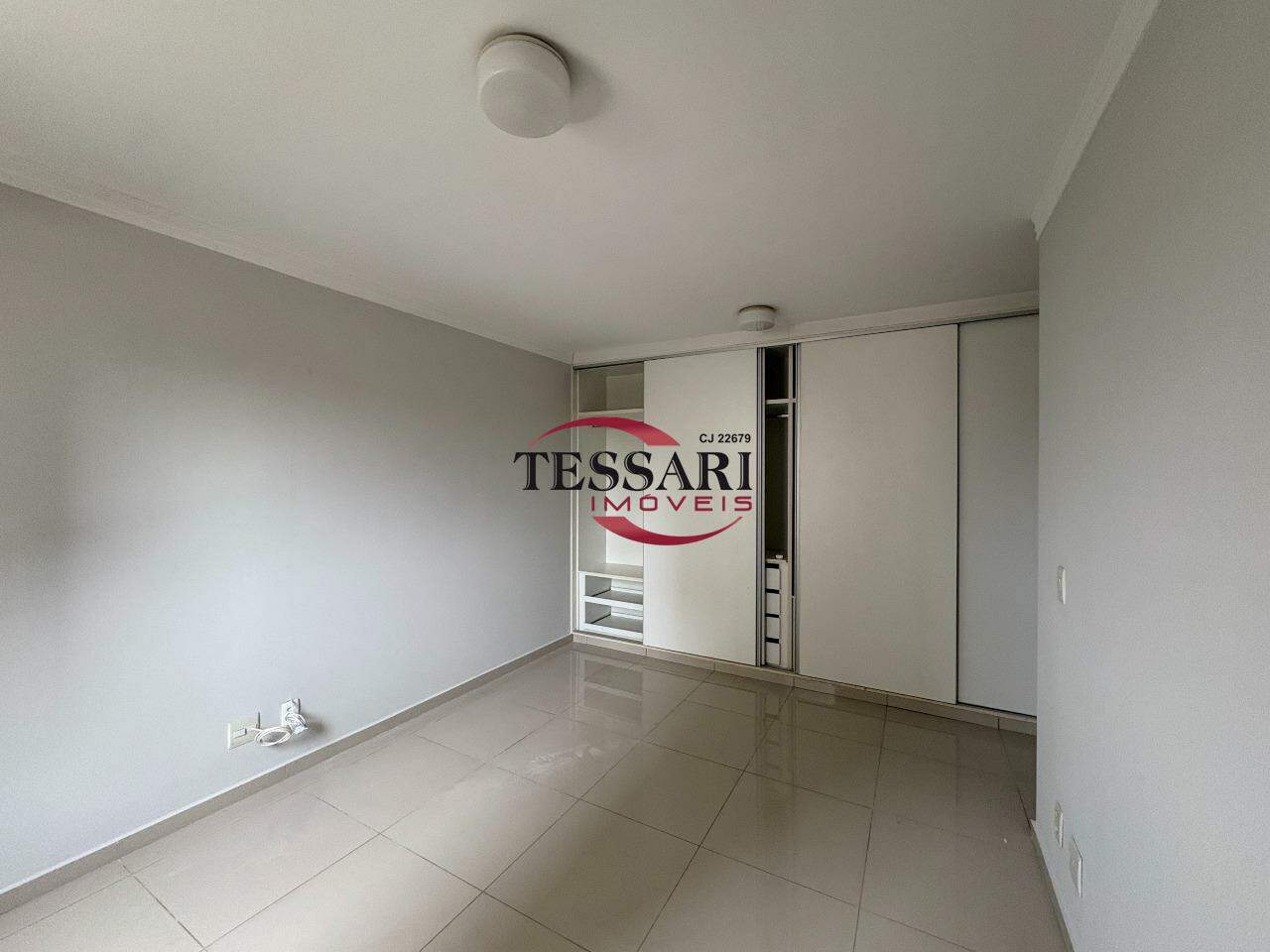 Apartamento com 3 quartos para aluguel, 136m² — foto 10 de 21