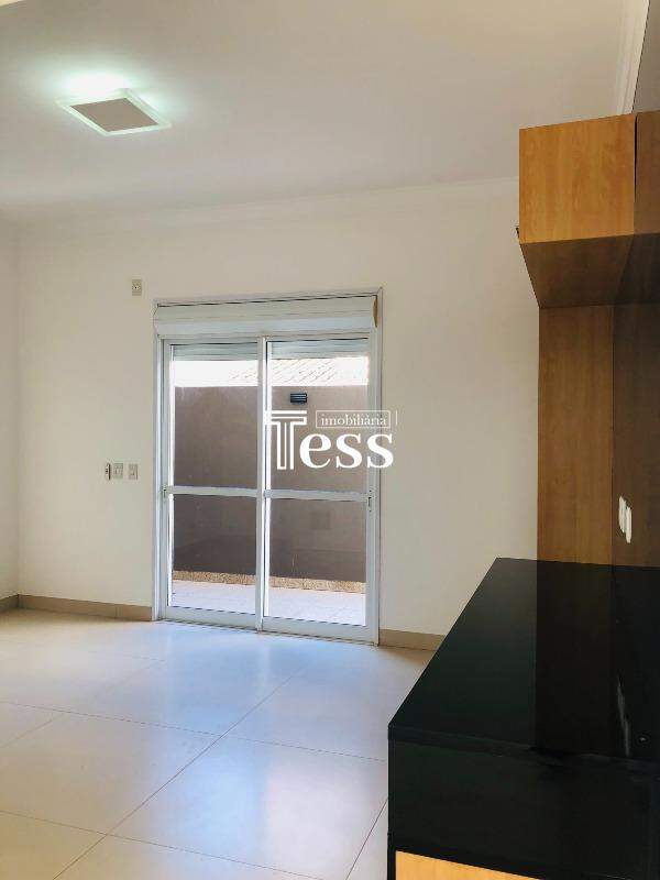 Casa de Condomínio com 4 quartos para aluguel, 362m² — foto 7 de 30