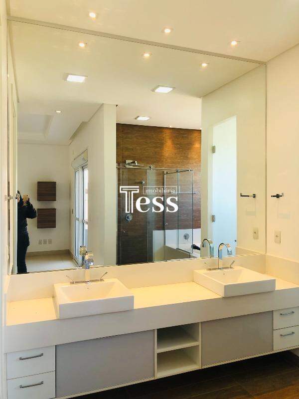 Casa de Condomínio com 4 quartos para aluguel, 362m² — foto 20 de 30