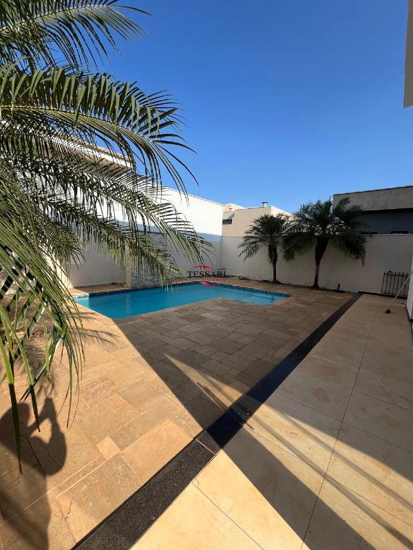 Casa de Condomínio com 3 quartos para aluguel, 220m² — foto 30 de 30