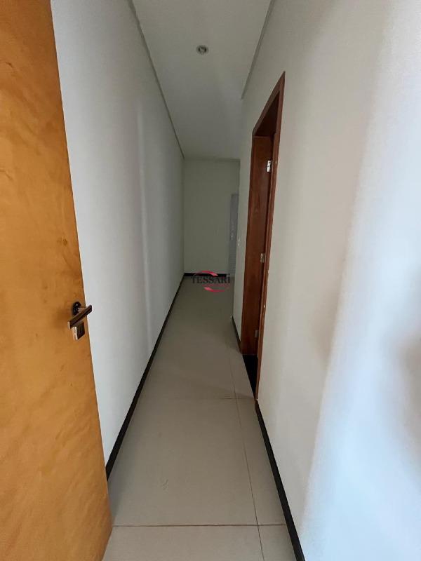 Casa de Condomínio com 3 quartos para aluguel, 220m² — foto 18 de 30