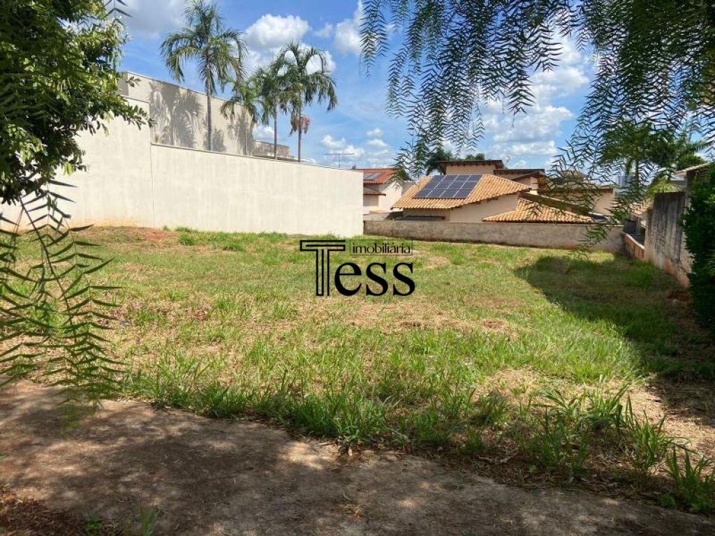 Terreno / Lote / Condomínio  à venda, 458m² — foto 1 de 5