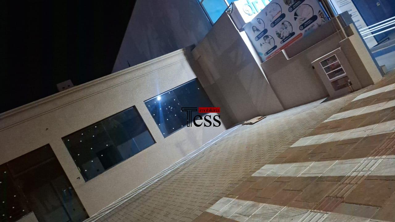 Loja / Salão / Ponto Comercial para aluguel, 160m² — foto 2 de 10