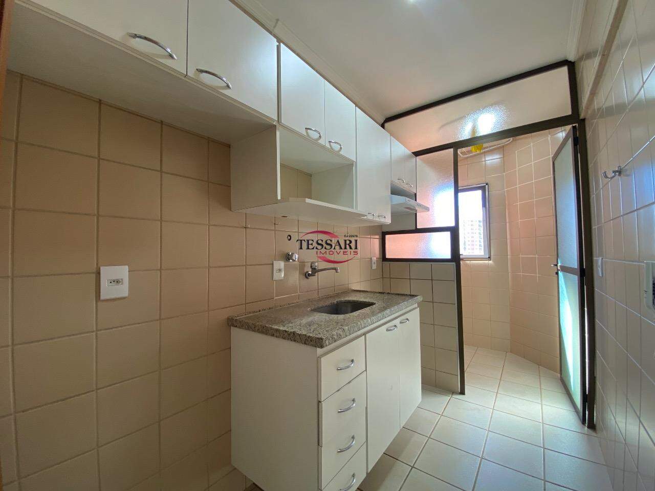 Apartamento com 2 quartos para aluguel, 70m² — foto 10 de 23