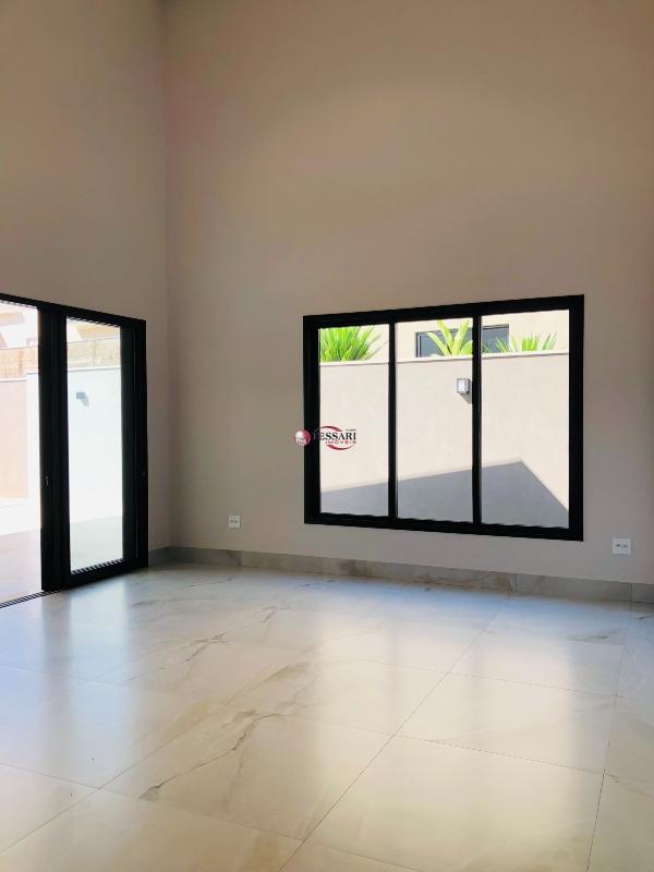 Casa de Condomínio com 3 quartos à venda, 280m² — foto 3 de 29