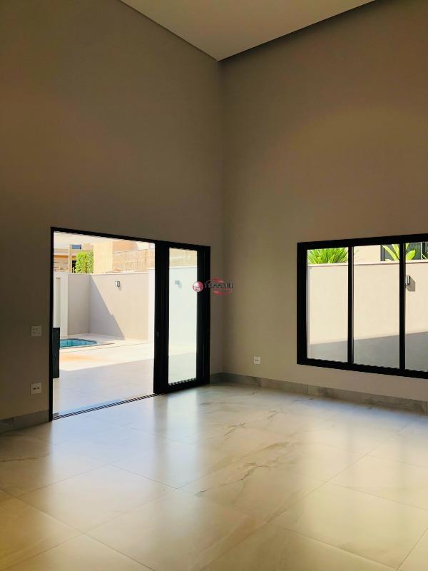 Casa de Condomínio com 3 quartos à venda, 280m² — foto 4 de 29
