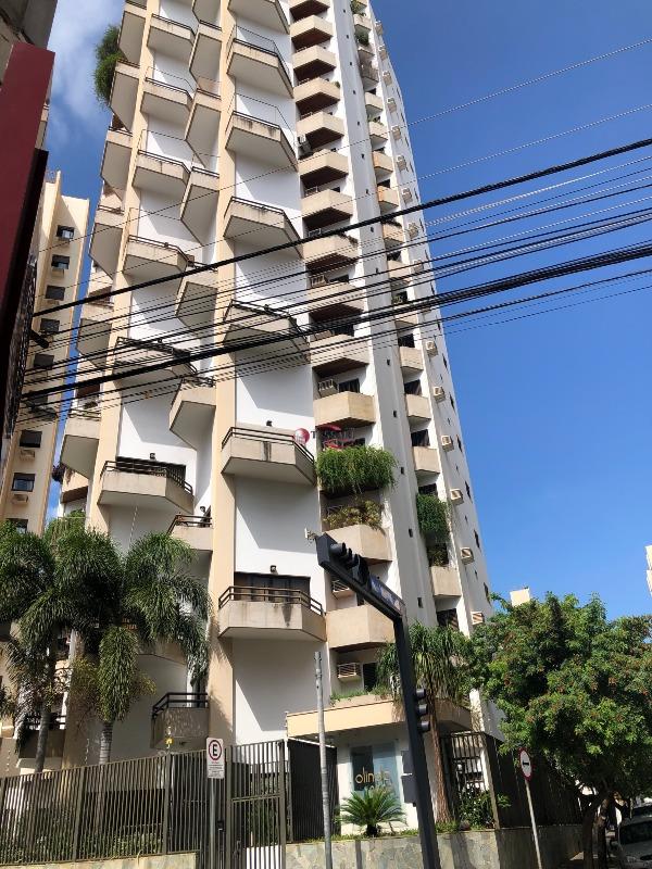 Apartamento com 3 quartos à venda, 140m² — foto 1 de 20