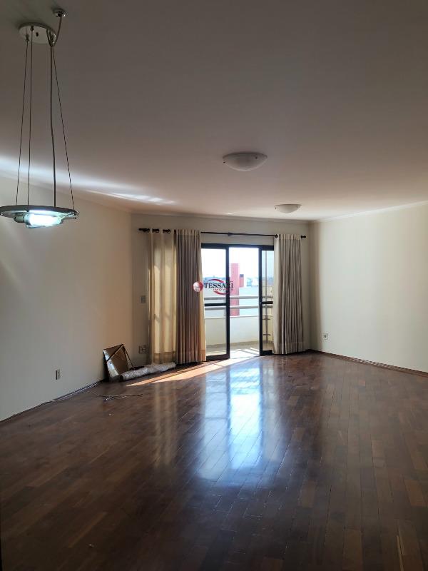 Apartamento com 3 quartos à venda, 140m² — foto 3 de 20