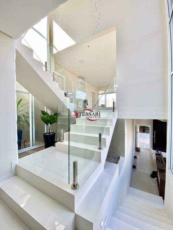 Casa de Condomínio com 4 quartos à venda, 380m² — foto 8 de 24