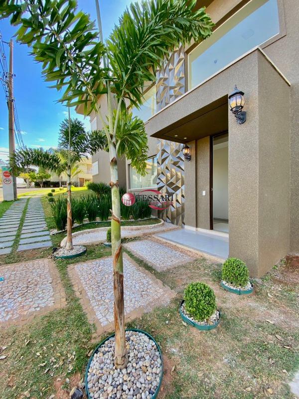 Casa de Condomínio com 4 quartos à venda, 380m² — foto 3 de 24