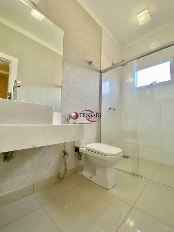 Casa de Condomínio com 4 quartos à venda, 380m² — foto 19 de 24