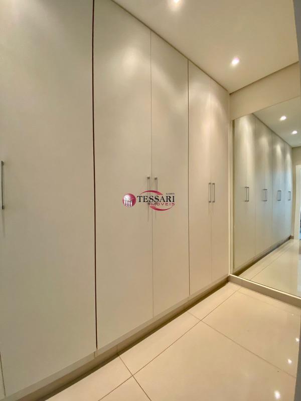 Casa de Condomínio com 4 quartos à venda, 380m² — foto 13 de 24