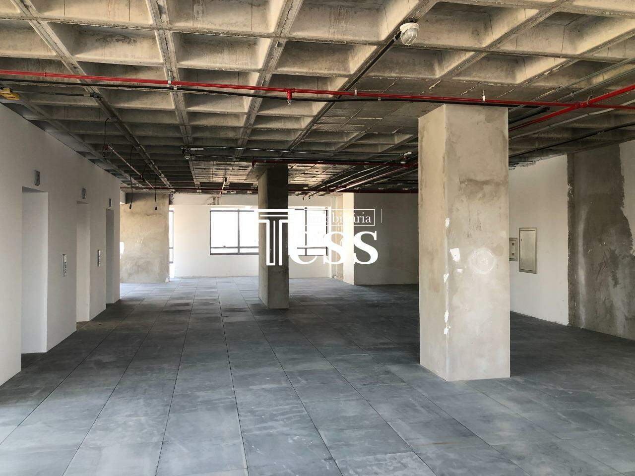 Conjunto Comercial / Sala para aluguel, 260m² — foto 13 de 17