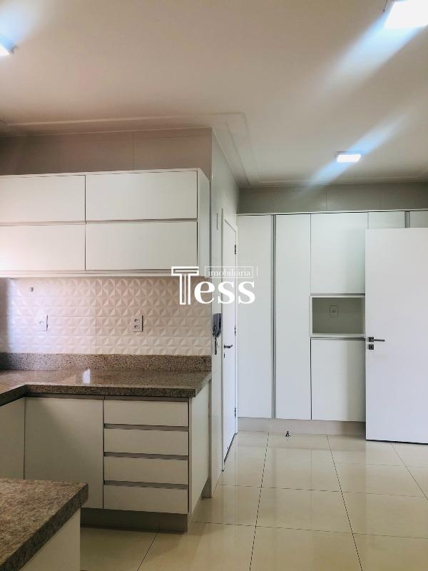 Apartamento com 3 quartos à venda, 142m² — foto 8 de 26