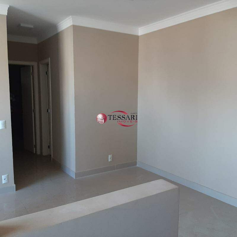 Apartamento com 2 quartos à venda, 70m² — foto 3 de 15