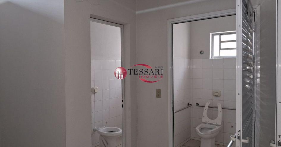 Loja / Salão / Ponto Comercial para aluguel, 695m² — foto 17 de 21