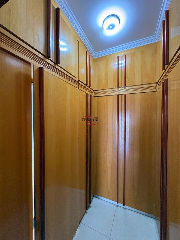 Casa com 4 quartos à venda, 482m² — foto 19 de 30