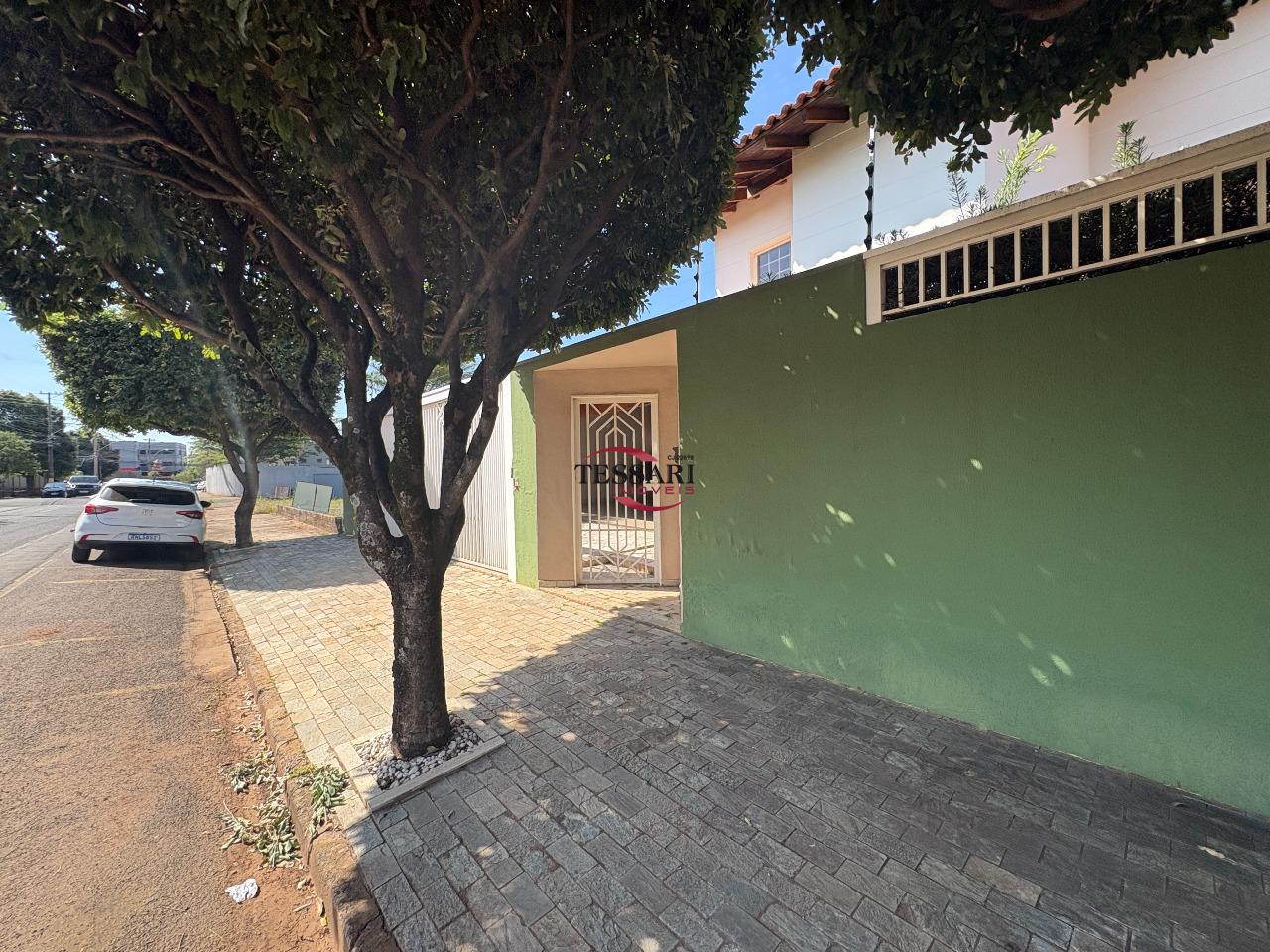 Casa com 4 quartos à venda, 482m² — foto 2 de 30