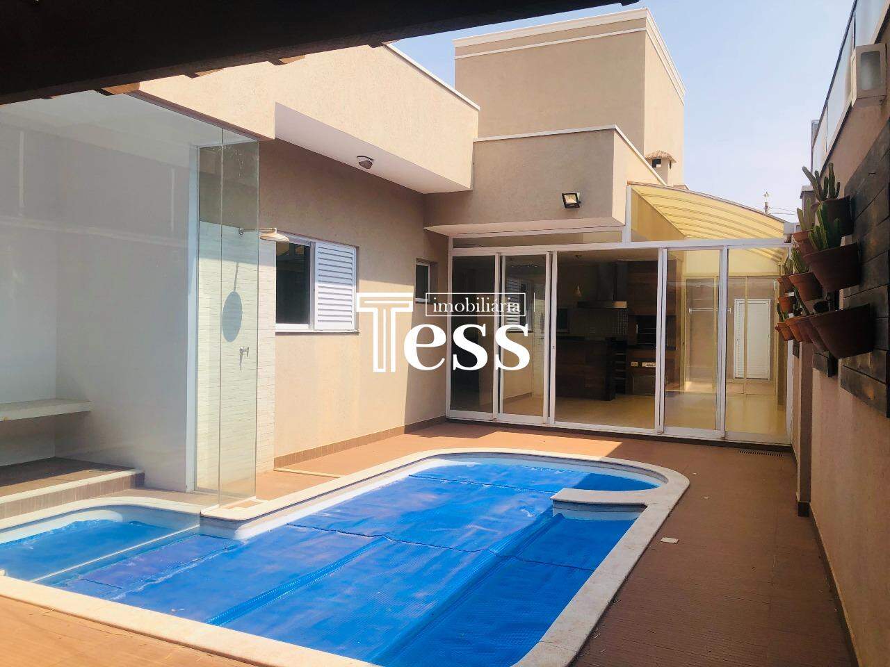 Casa de Condomínio com 3 quartos para aluguel, 278m² — foto 30 de 30