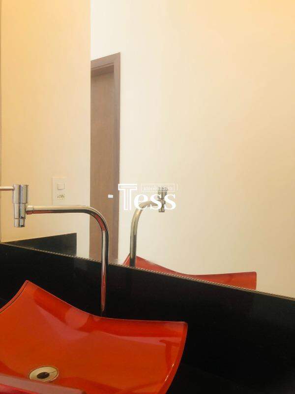 Casa de Condomínio com 3 quartos para aluguel, 278m² — foto 6 de 30