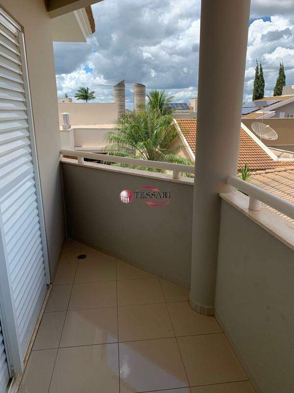 Casa de Condomínio com 3 quartos à venda, 373m² — foto 23 de 27