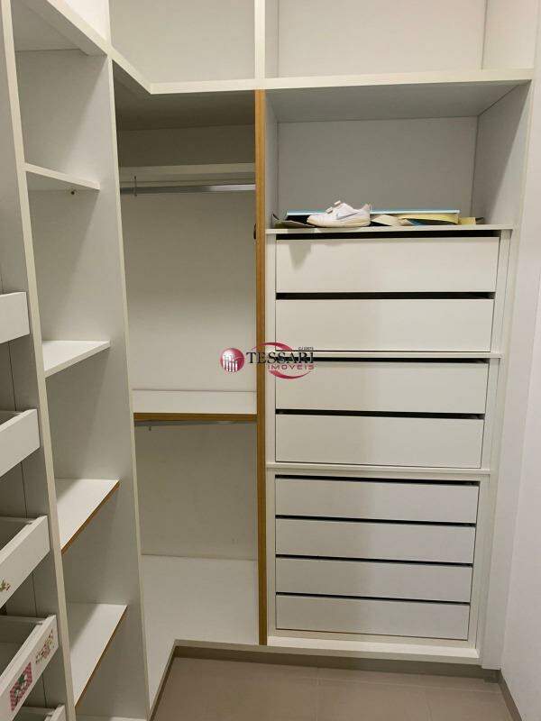 Casa de Condomínio com 3 quartos à venda, 373m² — foto 19 de 27