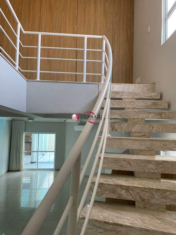 Casa de Condomínio com 3 quartos à venda, 373m² — foto 13 de 27