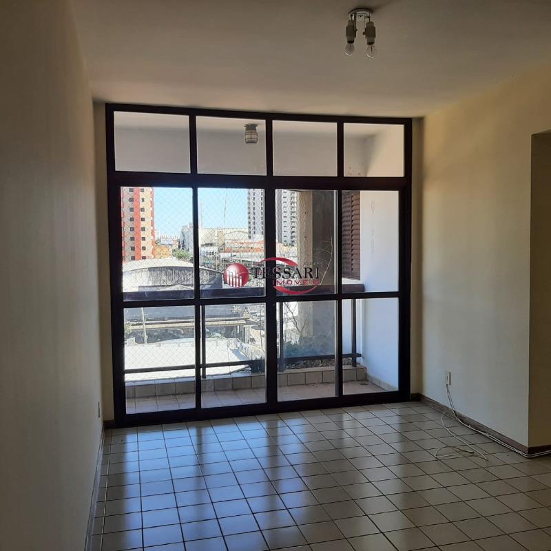Apartamento com 3 quartos à venda, 95m² — foto 2 de 21