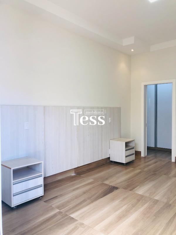 Casa de Condomínio com 3 quartos para aluguel, 248m² — foto 9 de 27
