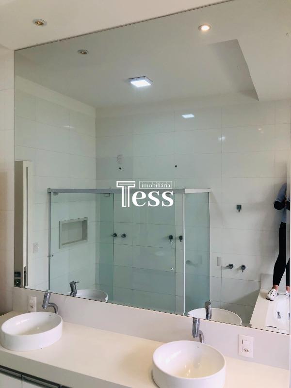 Casa de Condomínio com 3 quartos para aluguel, 248m² — foto 11 de 27