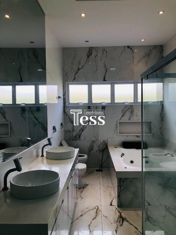 Casa de Condomínio com 3 quartos para aluguel, 248m² — foto 12 de 27