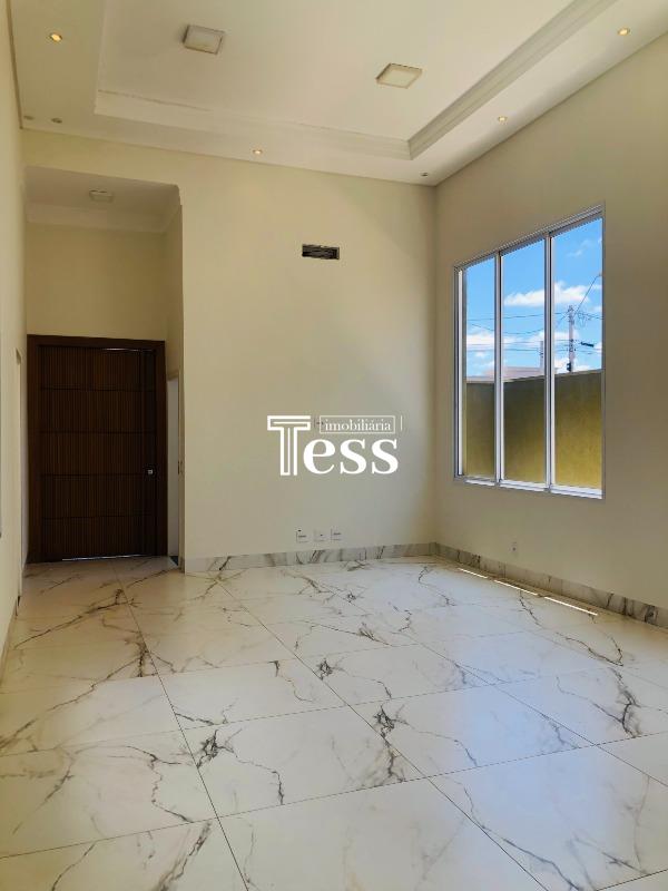 Casa de Condomínio com 3 quartos para aluguel, 248m² — foto 2 de 27