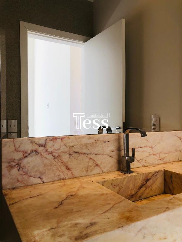 Casa de Condomínio com 3 quartos para aluguel, 248m² — foto 7 de 27