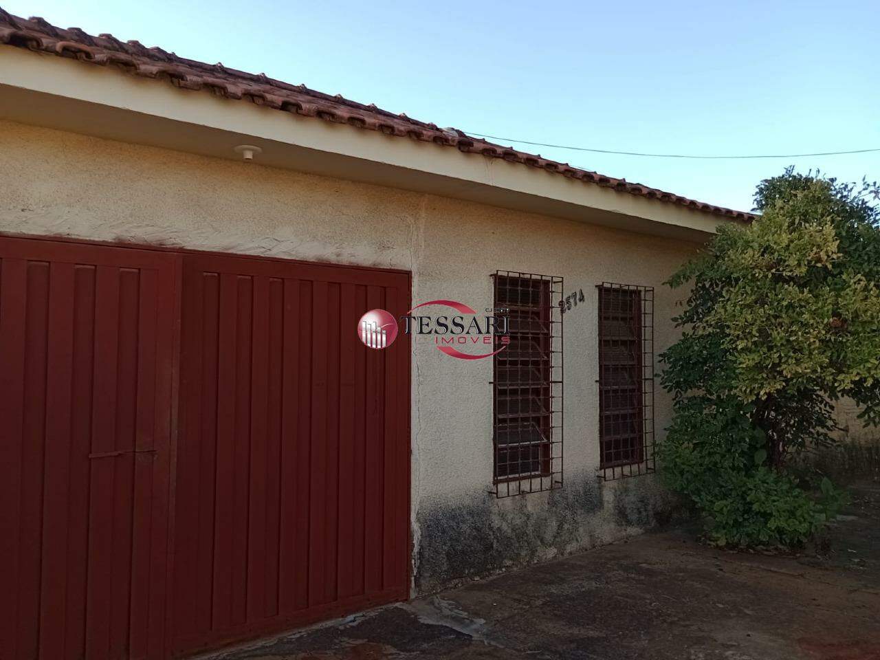Casa com 3 quartos para aluguel, 80m² — foto 2 de 13