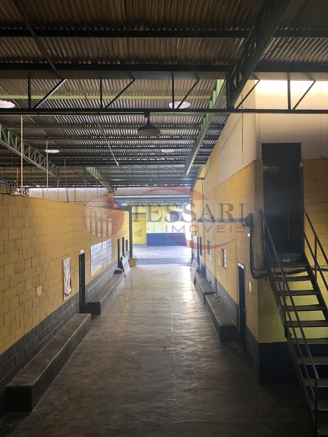 Loja / Salão / Ponto Comercial para aluguel, 1075m² — foto 15 de 21