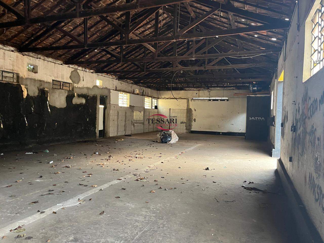 Loja / Salão / Ponto Comercial para aluguel, 1075m² — foto 6 de 21