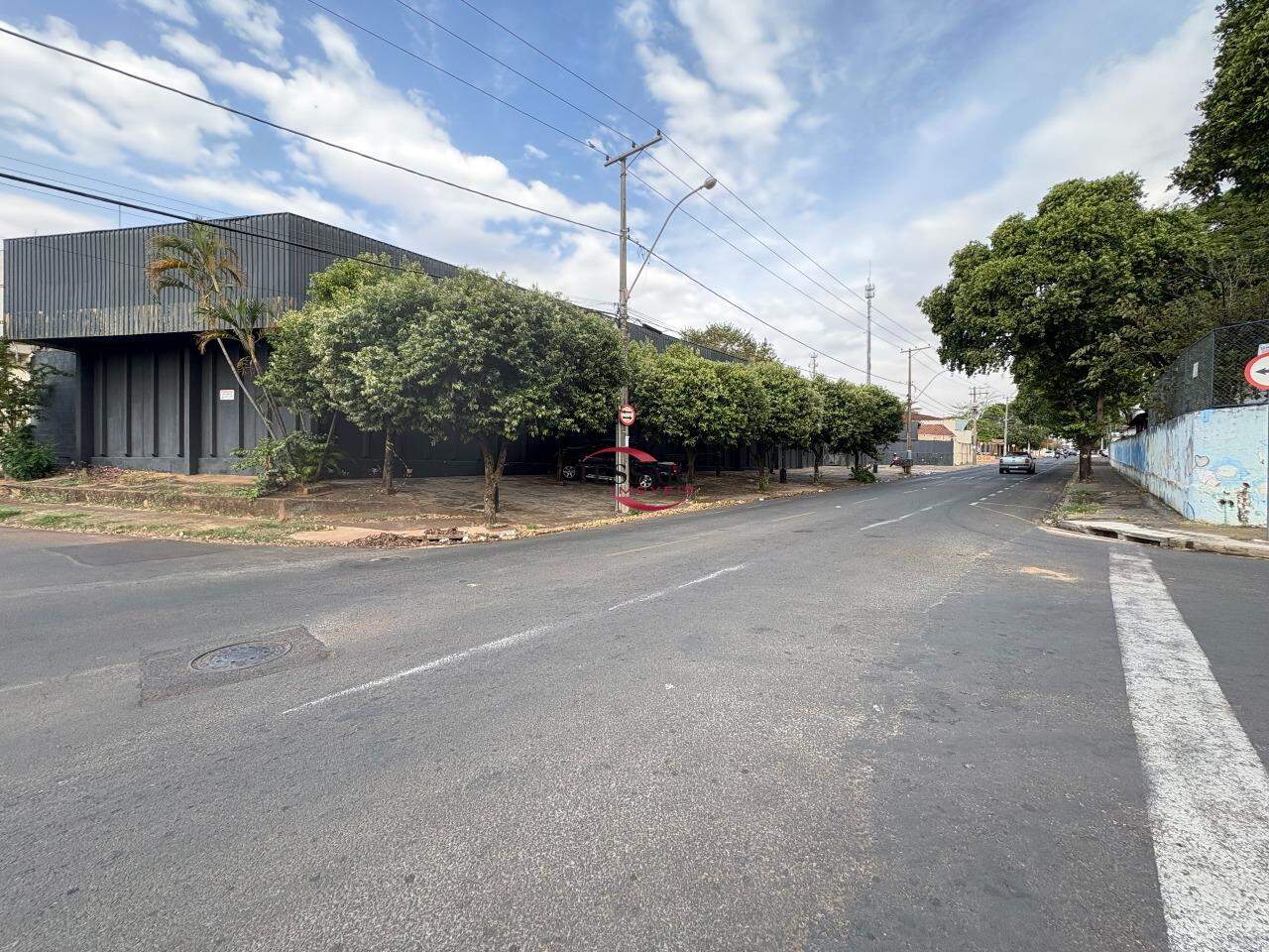 Loja / Salão / Ponto Comercial para aluguel, 1075m² — foto 3 de 21