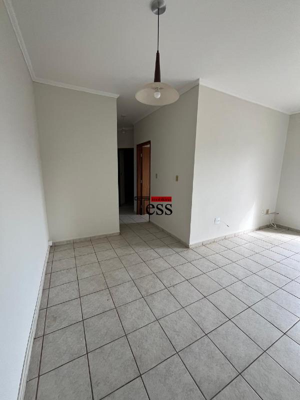 Apartamento com 3 quartos para aluguel, 73m² — foto 4 de 25