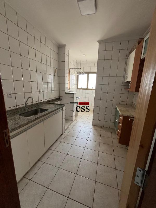 Apartamento com 3 quartos para aluguel, 73m² — foto 18 de 25