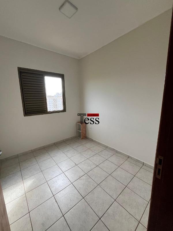 Apartamento com 3 quartos para aluguel, 73m² — foto 10 de 25