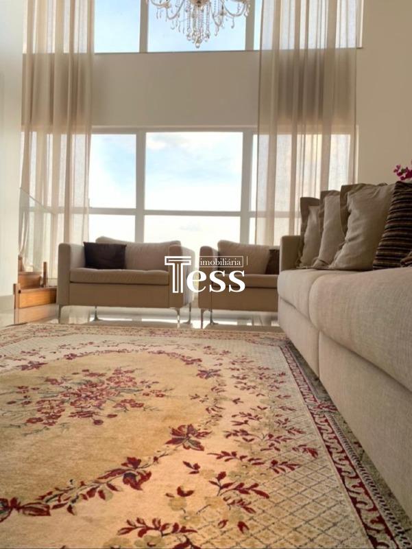 Apartamento com 3 quartos à venda, 250m² — foto 2 de 8