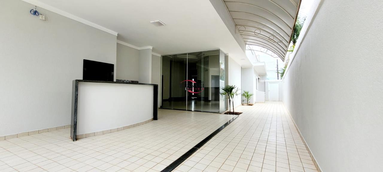 Casa de Condomínio com 4 quartos para aluguel, 280m² — foto 18 de 20