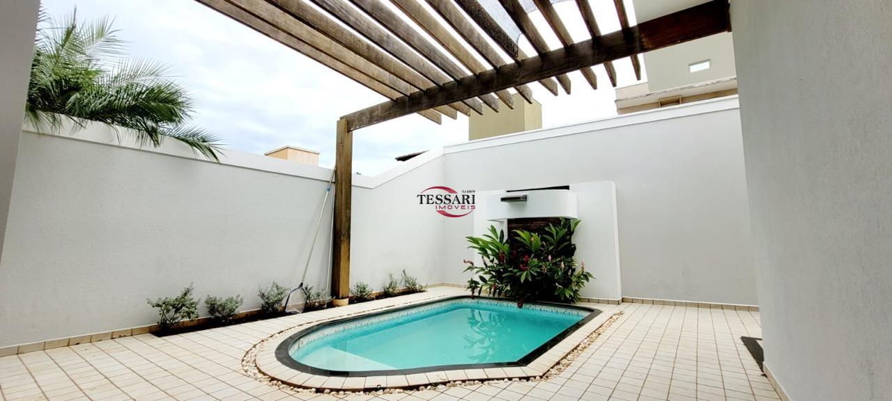 Casa de Condomínio com 4 quartos para aluguel, 280m² — foto 15 de 20
