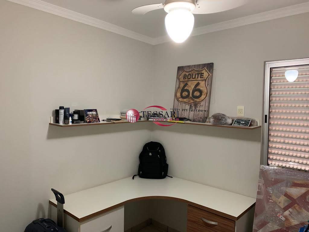 Apartamento com 3 quartos à venda, 100m² — foto 10 de 14